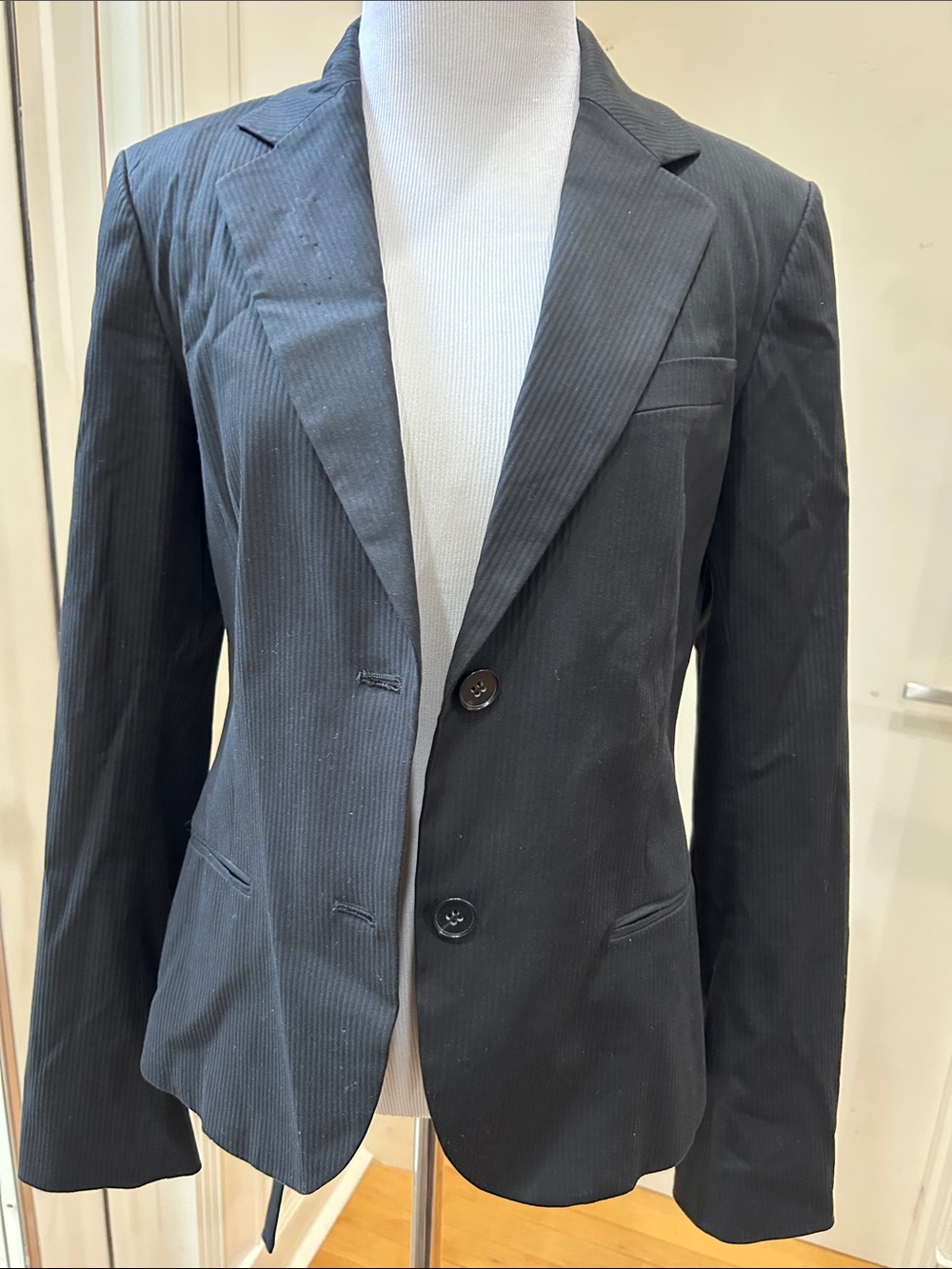 Theory Black Pinstripe Women's Short Suit